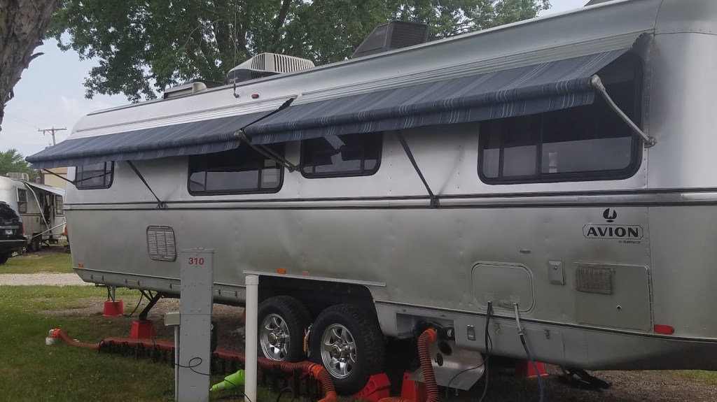 Why We Love Window Awnings! Tips, Sources, &&nbsp;Maintenance